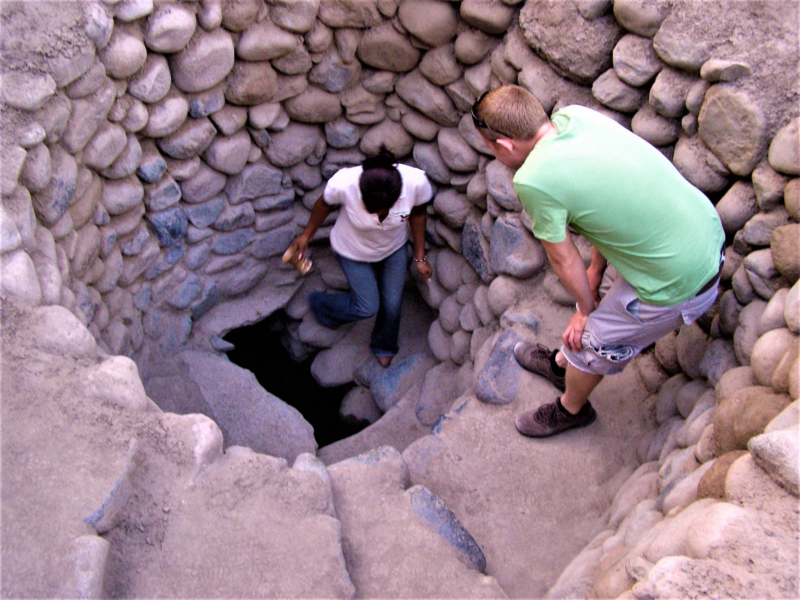 Archeological Tour in Nazca - Travel to Peru - Luxury Peru Tours - Machu Picchu Tours